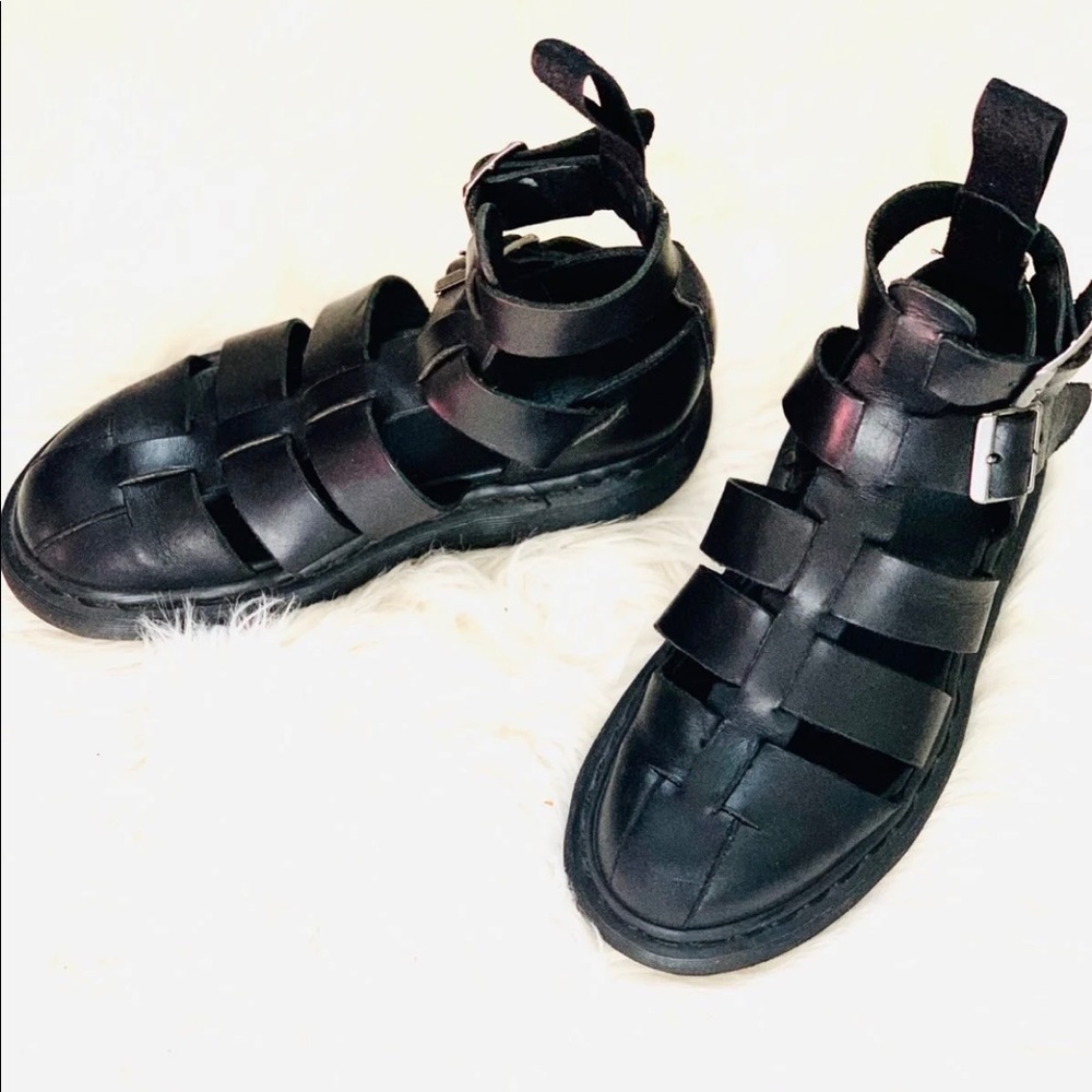 Dr. Martens Geraldo Sandals